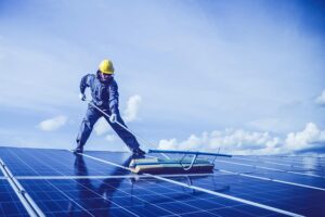 solar panel cleaning robots