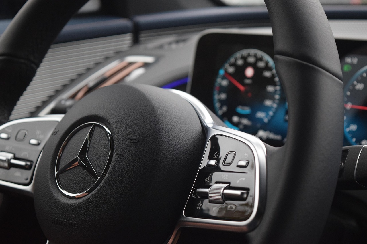 mercedes eqc, mercedes steering wheel, mercedes interior, mercedes ev, interior, automobile, automotive, luxury vehicle, benz, mercedes-benz, gray interior, mercedes eqc, mercedes eqc, mercedes eqc, mercedes eqc, mercedes eqc, mercedes interior