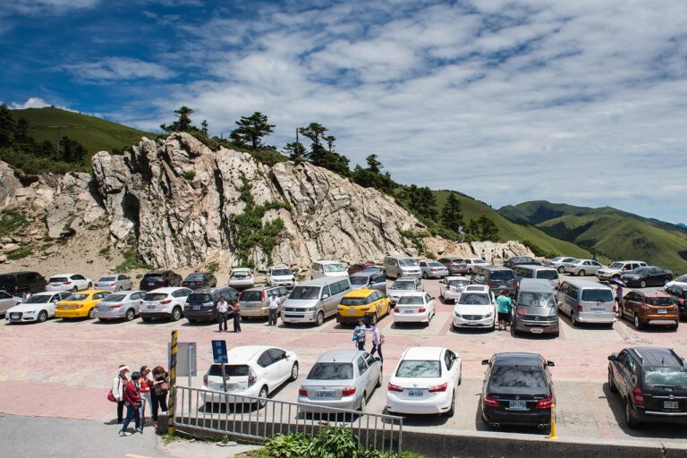 taiwan, wuling, mountain, nature, parking and drinking places, cloud