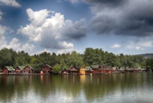 landscape, fill-in-lake, tata, cloudy, fishing houses