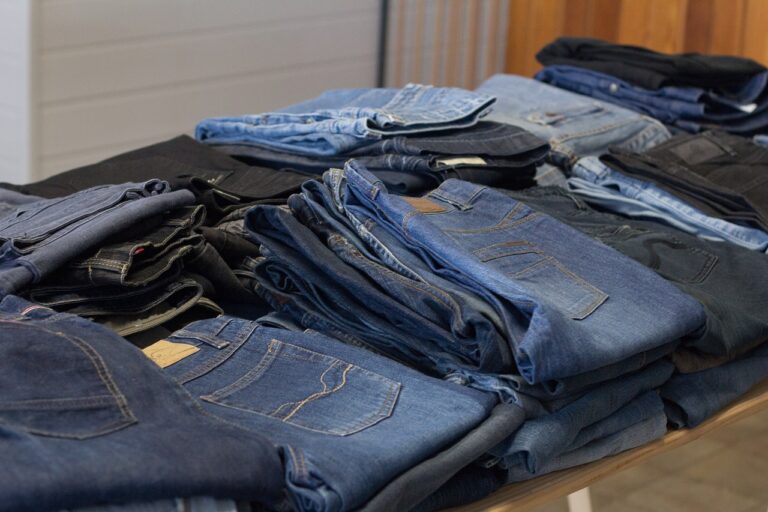 used clothing, second hand, 2nd hand, thrift, thrift shop, flea market, flea markets, vintage fashion, used, upcycle, recycle, jeans, shoes, diy, association, old-fashioned, hipster, used clothing, second hand, second hand, second hand, thrift, thrift, thrift, thrift, thrift, thrift shop, thrift shop, thrift shop, flea market, flea market, upcycle, upcycle, upcycle, upcycle