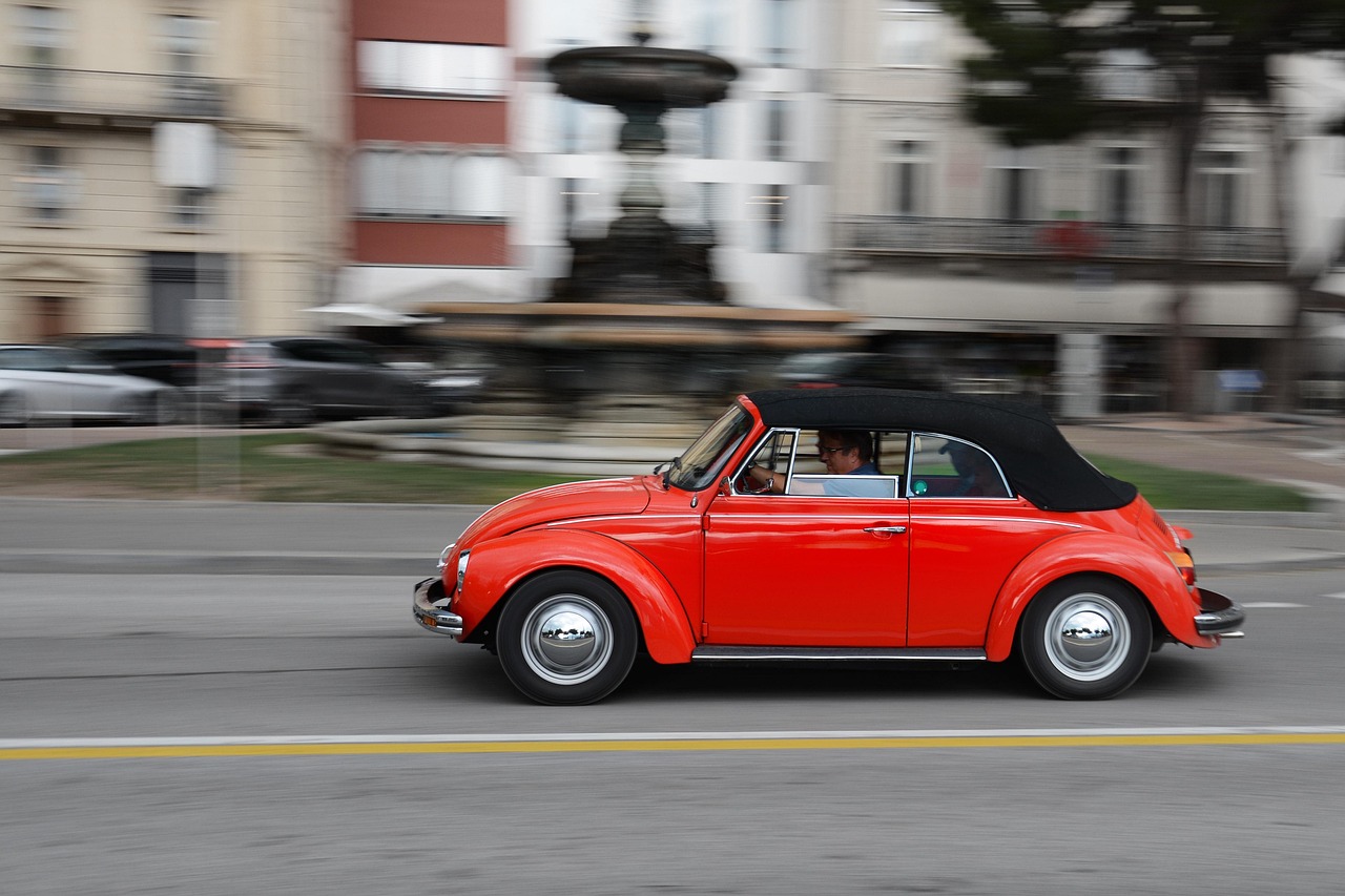 vw, vw beetle, automobile, antique car, volkswagen, beetle, vehicle, vintage, classic, red, hippie, old, traffic, nostalgia, retro, road, drive, transport, to travel, lugano, quickly, volkswagen, traffic, traffic, traffic, drive, drive, drive, drive, drive