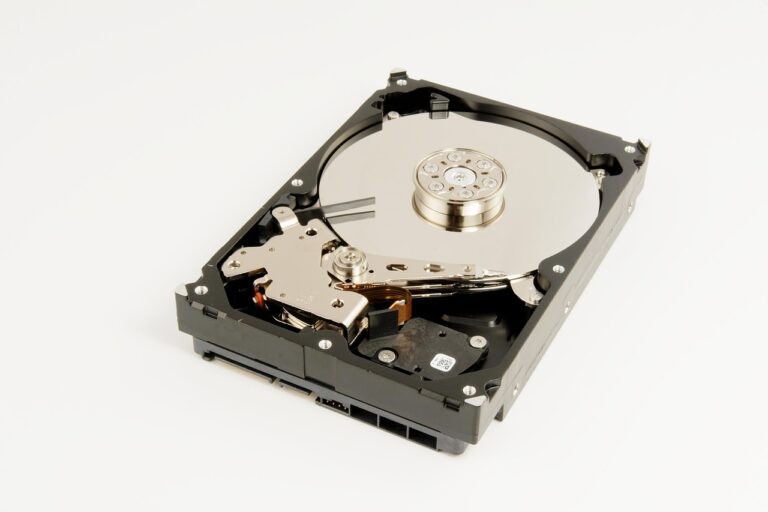 storage, storage medium, hard drive, hdd, technology, digital, computer, pc, electronics, hard drive, hard drive, hard drive, hard drive, hard drive, hdd, hdd, hdd, hdd, hdd