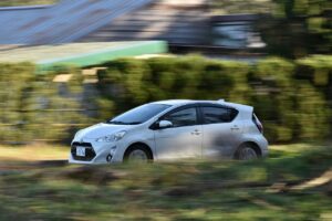 traffic, car wallpapers, vehicle, car, eco-car, hybrid cars, toyota, road, trip, natural, landscape