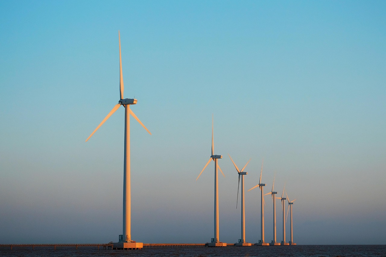 wind turbines, windmill, sunset, wind electricity, wind farms, sky, afternoon, wind energy, sustainable energy, minimalism, tran thang nhat, nature, 5 plus english
